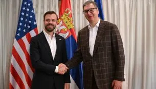 Vuçiç takon Hanrahan: Serbia e përkushtuar ndaj dialogut