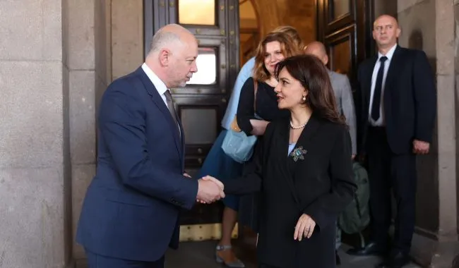 Spiropali takon kryeministrin bullgar, merr mbështetje për anëtarësimin e Shqipërisë në BE