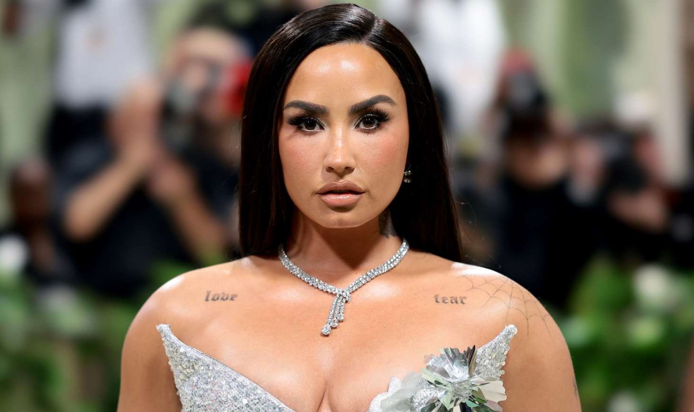 Demi Lovato rikthehet në Met Gala pas eksperiencës “të tmerrshme” në këtë event 8 vjet më parë